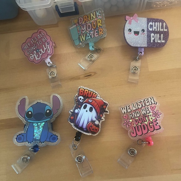 Colorful Badge Reels for Women - Picture 2 of 3